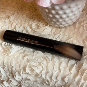 Victoria Beckham Cell Rejuvenating Priming Moisturizer